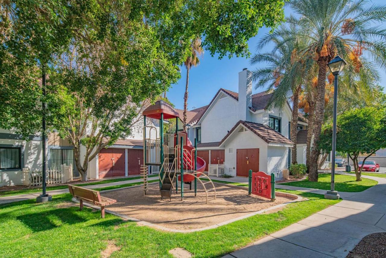 Metro Phx Downstairs Studio Sleeps 4 Ada Accessible Феникс Экстерьер фото