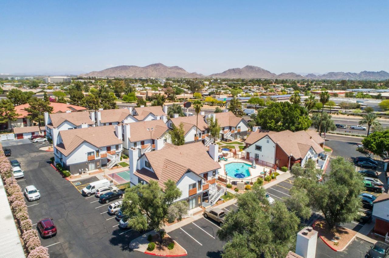 Metro Phx Downstairs Studio Sleeps 4 Ada Accessible Феникс Экстерьер фото