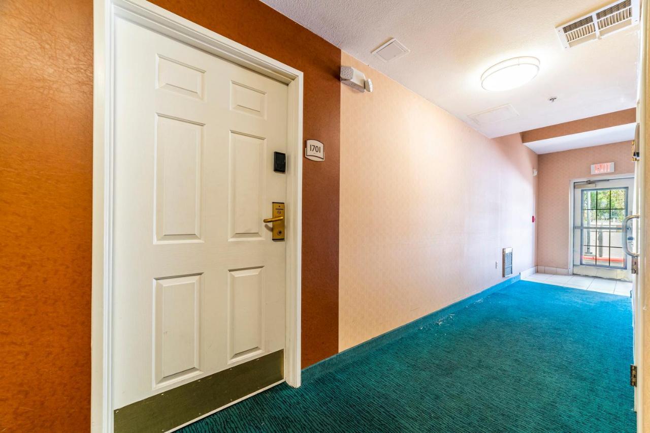 Metro Phx Downstairs Studio Sleeps 4 Ada Accessible Феникс Экстерьер фото